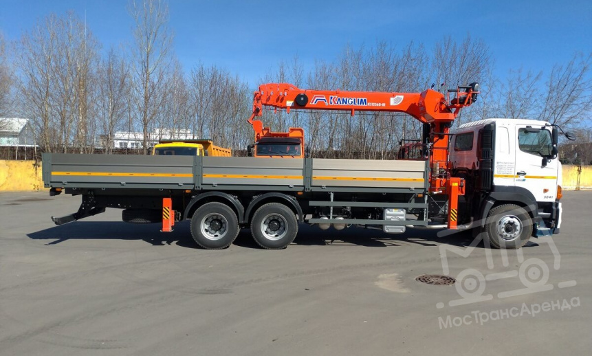 Аренда манипулятора Hino 700, стрела 7 тонн, борт 21 тонна thumbnail 1