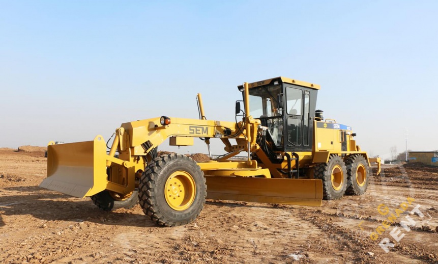 Аренда автогрейдера SEM 922AWD thumbnail 1